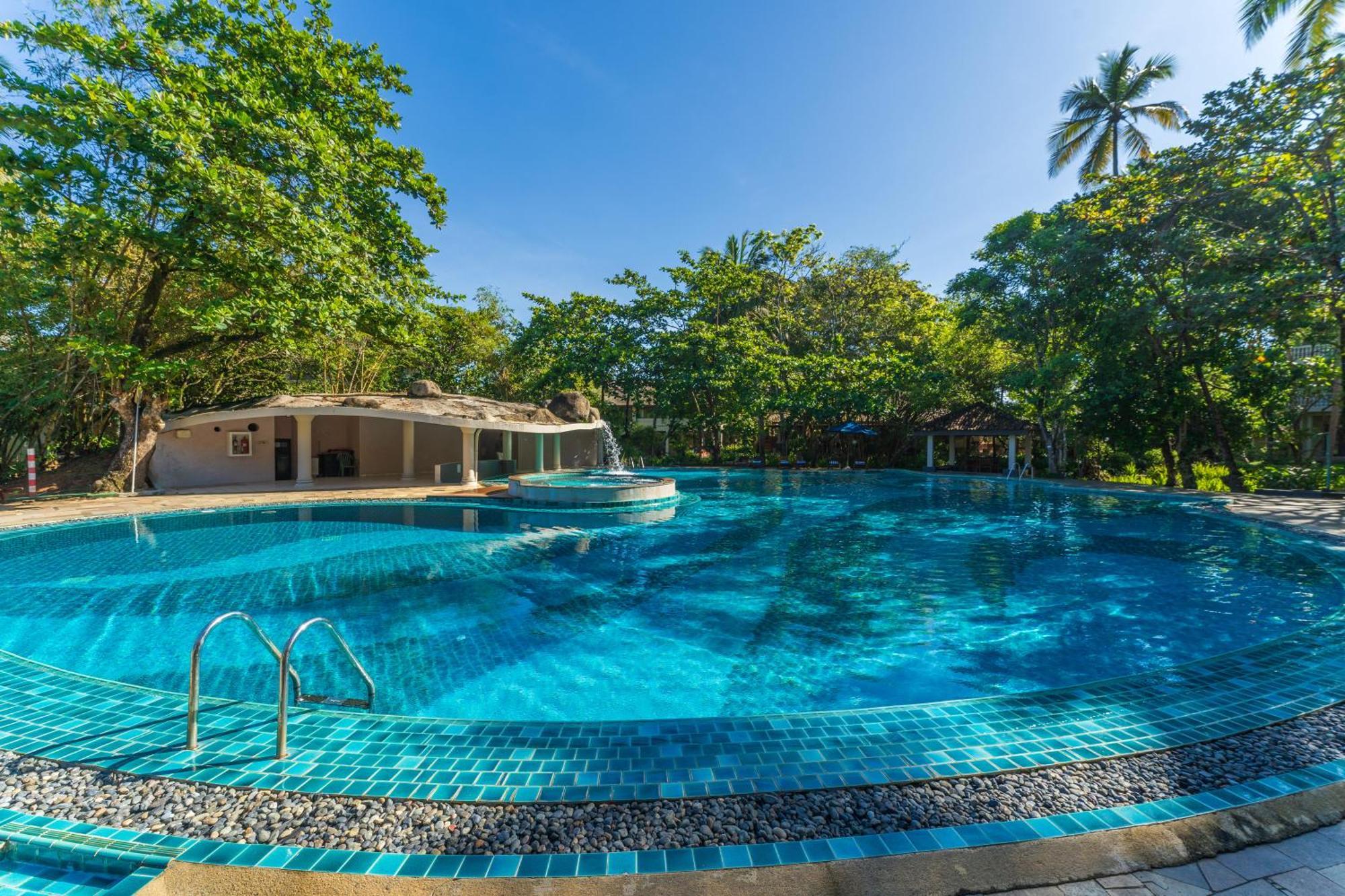 Siddhalepa Ayurveda Resort - All Meals, Ayurveda Treatment And Yoga Wadduwa Εξωτερικό φωτογραφία